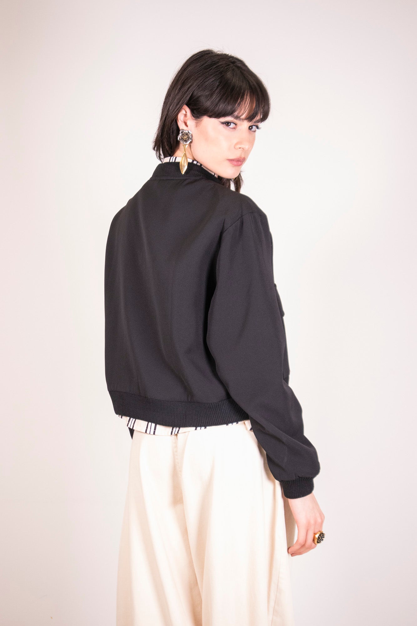 BOMBER BASIC CROP