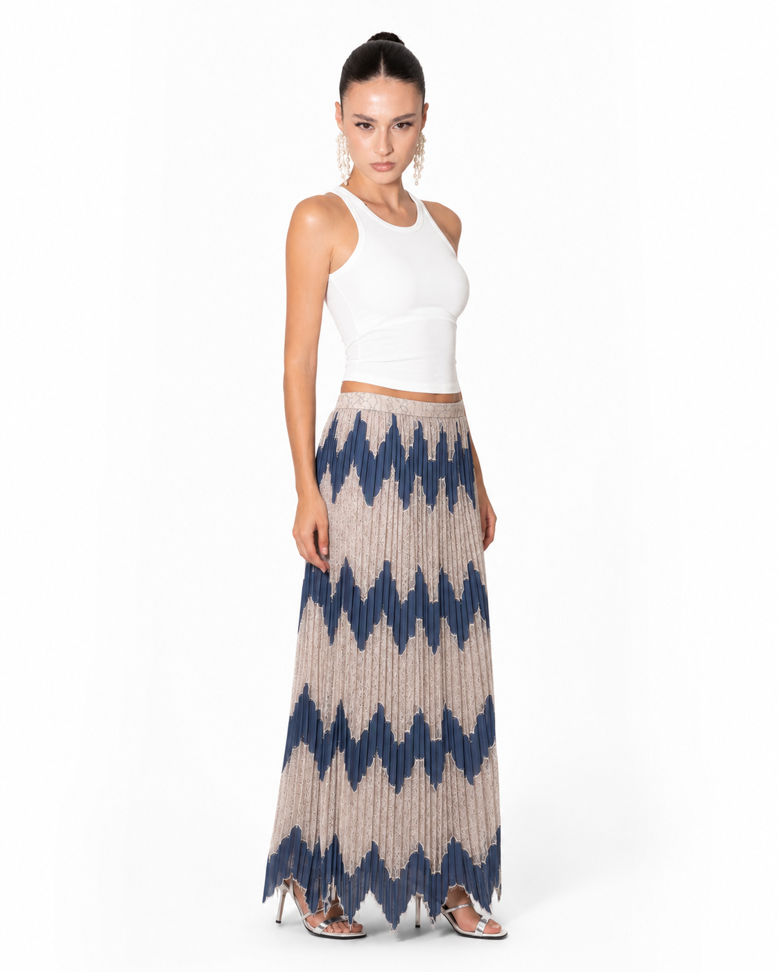 GONNA CLASSY LACE