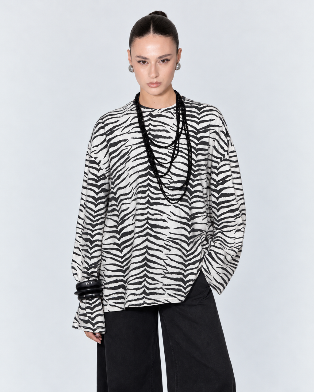 LONG SLEEVE ZEBRA