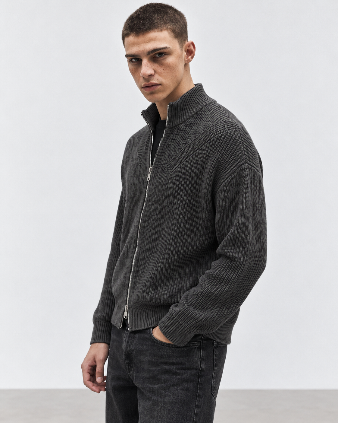 MAGLIA IN COTONE CON ZIP EFFETTO OLD