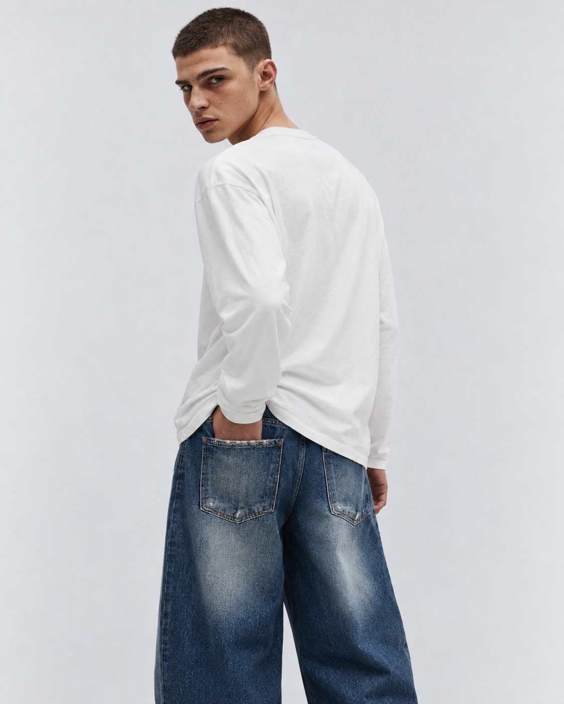 JEANS BAGGY DOPPIO STONE CON MOLATURE