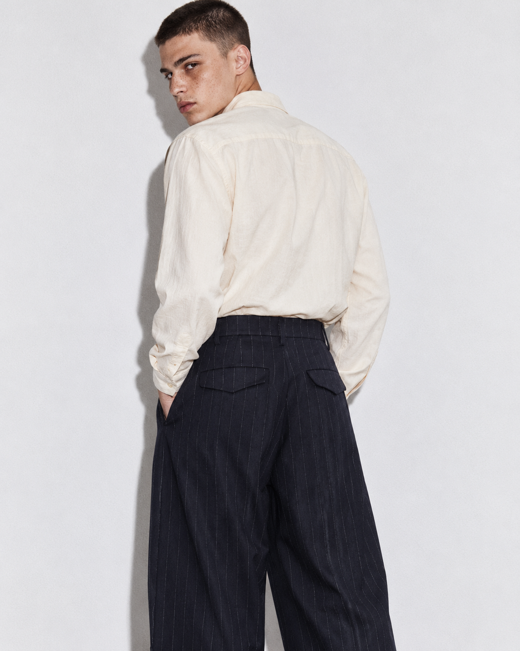PANTALONE WIDE LEG STRUTTURATO