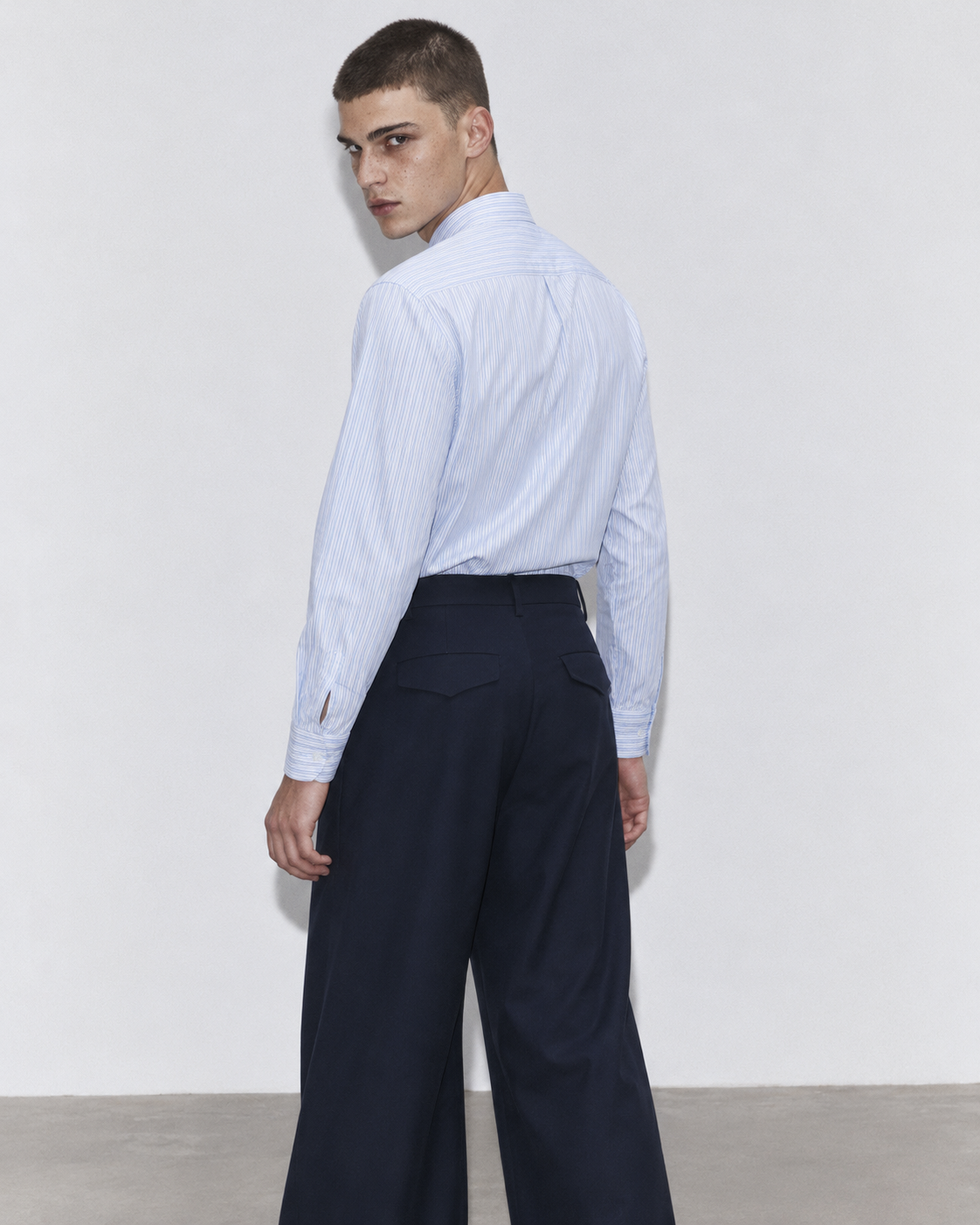 PANTALONE WIDE LEG STRUTTURATO
