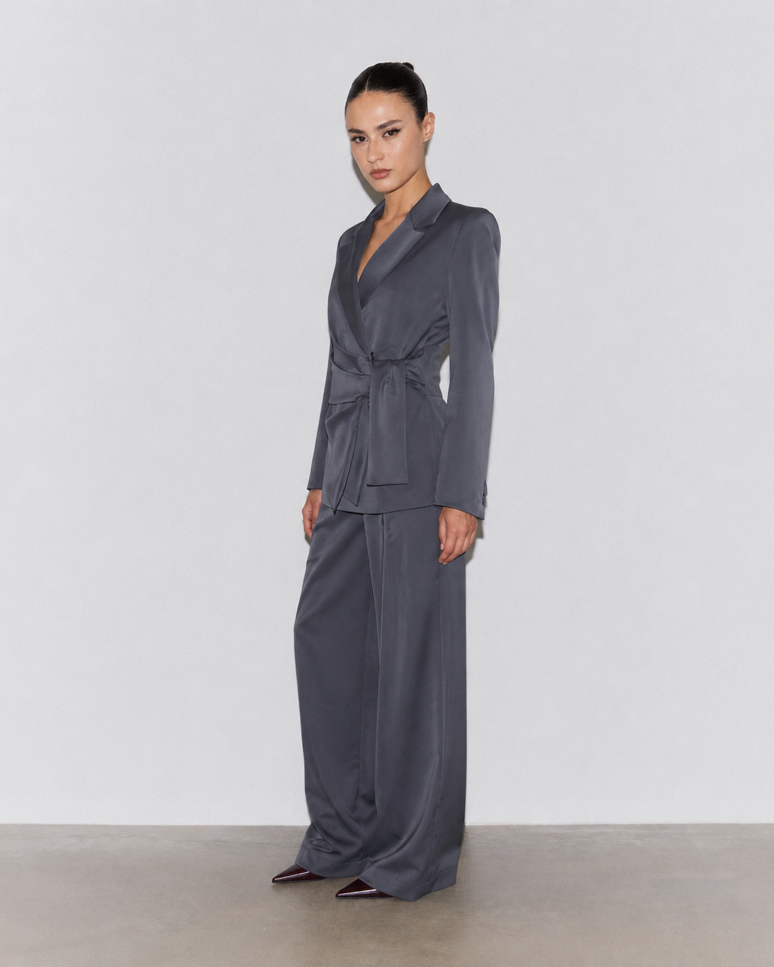 TAILLEUR SATIN BOW