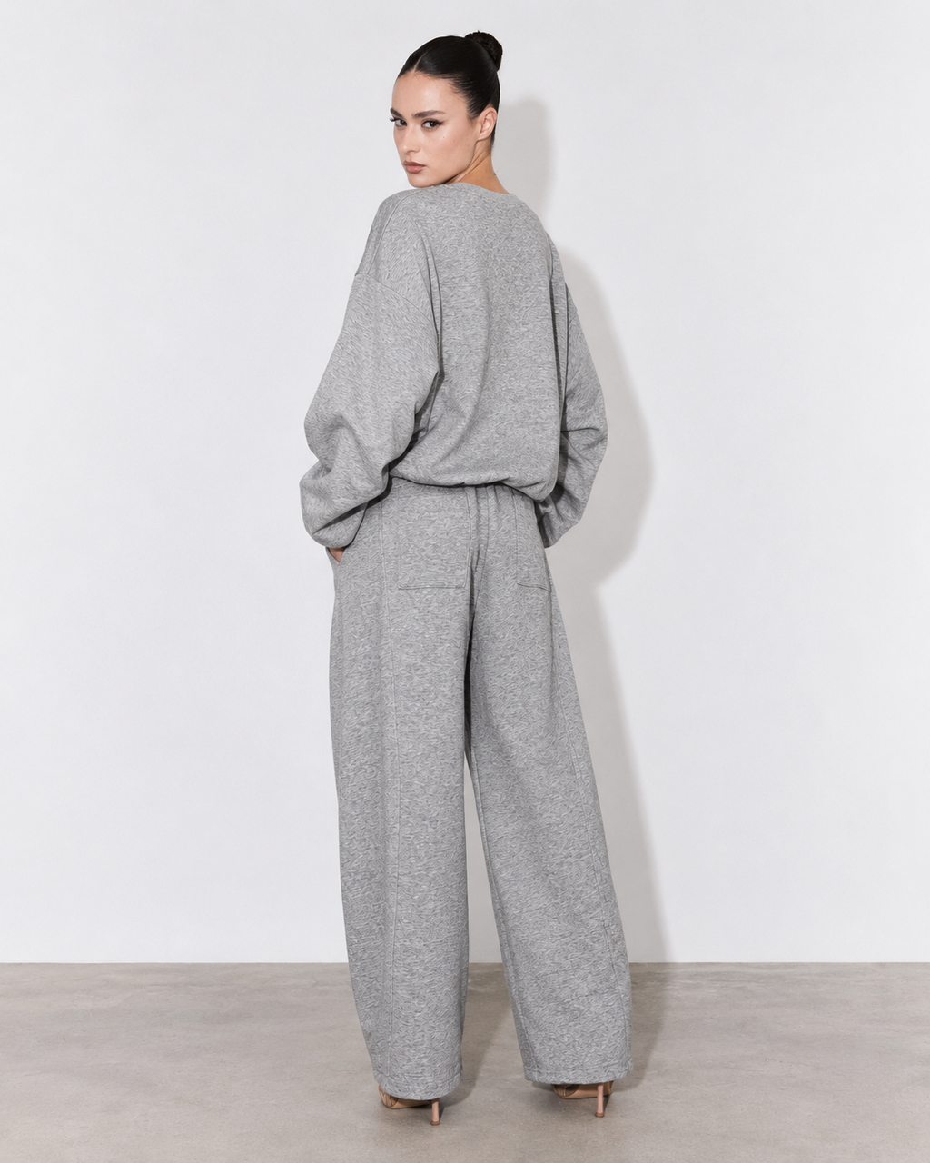TUTA COMFY OVERSIZE