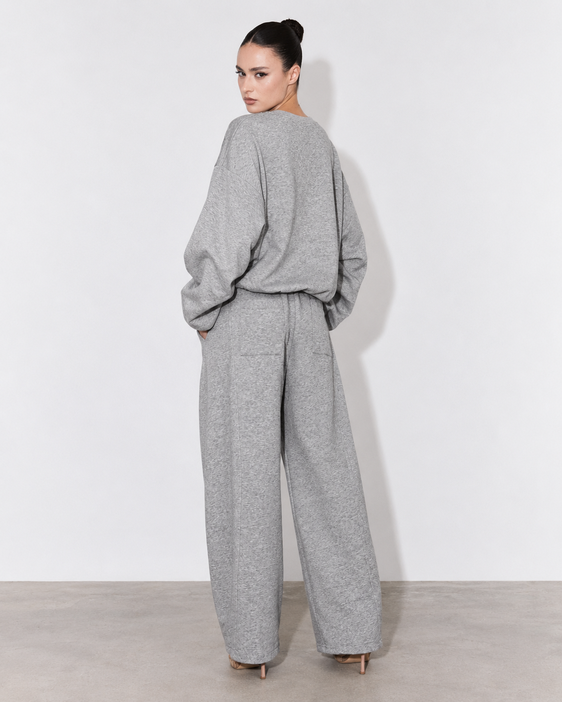 TUTA COMFY OVERSIZE