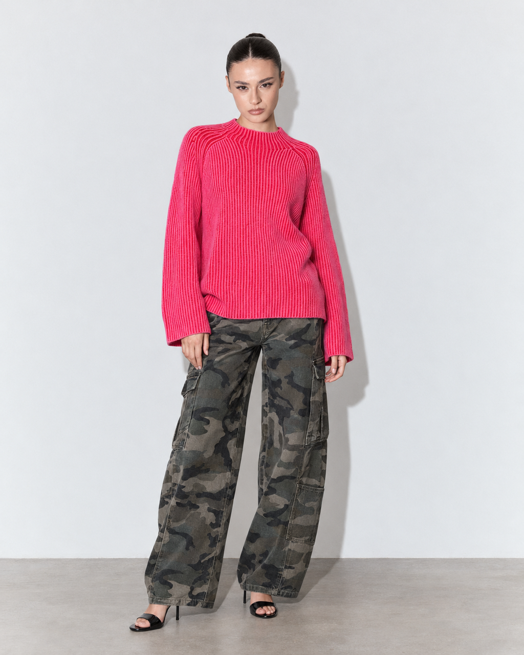 PULL COSTINA