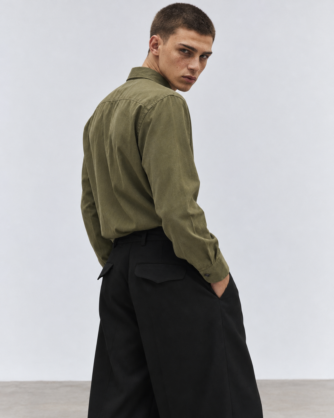 PANTALONE WIDE LEG STRUTTURATO